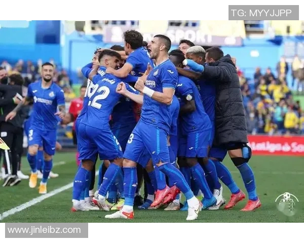 毕尔巴鄂铁人战胜赫塔菲赢得赛季首场胜利，展现不屈精神