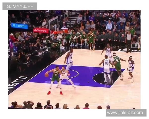 雄鹿擒尼克斯，字母哥狂砍35分：雄鹿强势崛起，字母哥独占鳌头